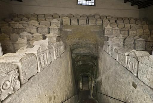 Tomba ipogea dei Volumni, Perugia, foto